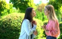 Названы 7 "гениальных" ответов, которые "поставят грубых людей на место"