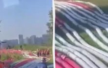 Біля Московського НПЗ десятки пожежних рукавів, посилено режим МНС, - мережа (відео)