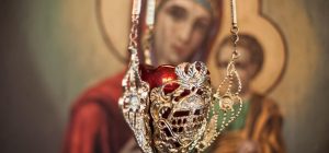 15 серпня: церковне свято сьогодні, що важливо встигнути жінкам на Першу Пречисту