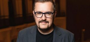 Олександр Пономарьов чесно розповів про заробітки під час війни: "Зараз всім важко"