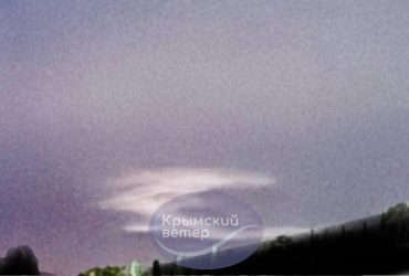 В Крыму раздавались взрывы: сообщается о прилете возле судоремонтного завода (фото)