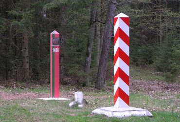 Польща назвала умову, за якої відкриє КПП на кордоні з Білоруссю