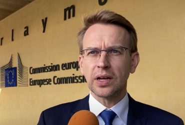 Украина имеет право бить по врагу на его территории, - представитель Еврокомиссии