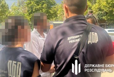 В Одессе задержали священника-адвоката за вымогательство денег у настоятеля храма: что не поделили
