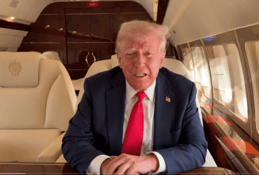 Літак Трампа здійснив аварійну посадку на шляху до Монтани: що відомо