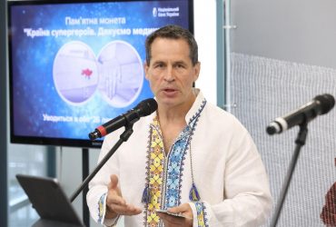 Гендиректора Охматдиту відсторонили від роботи