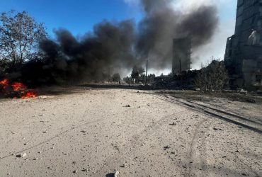 Оккупанты ударили по Мирнограду в Донецкой области: есть погибший и раненые (фото)