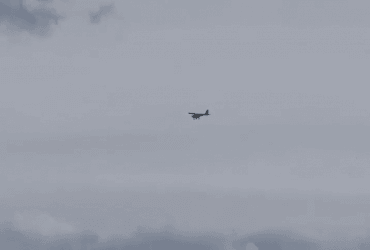 Север РФ атаковали беспилотники: очевидцы опубликовали видео