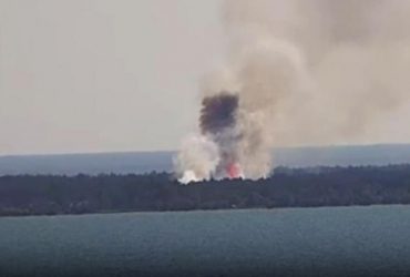 В оккупированном Бердянске уничтожен мост, по которому шли военные грузы РФ, - источники