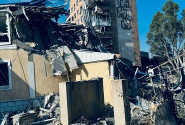 Удар по Краматорську: поранено іноземних журналістів, один може бути під завалами