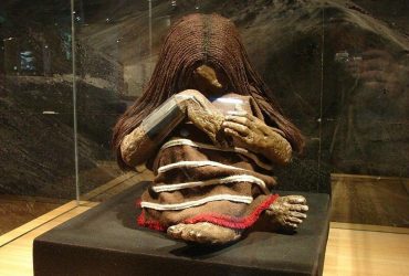 Принесена в жертву заморожена дитина інків не померла мирно, як вважалося раніше, - дослідження