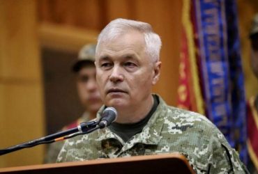 Увольнение Олещука: стало известно, кто будет исполнять обязанности командующего ВС