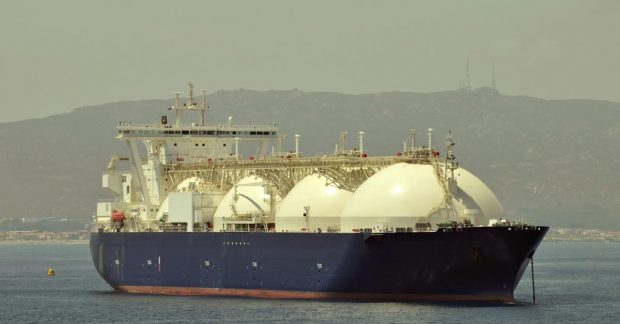 Танкери тепер платитимуть криптовалютою за прохід Ормузькою протокою