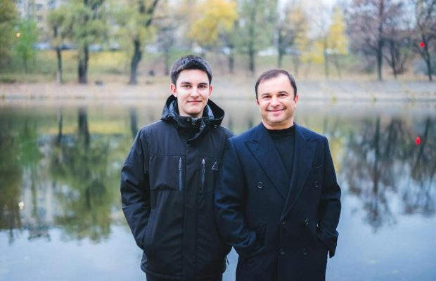 "Твій номер телефону не стираю": Віктор Павлік вшанував пам'ять покійного сина (фото)