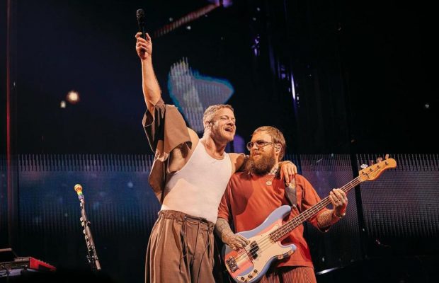Гурт Imagine Dragons просто під час виступу підтримав Україну (відео)