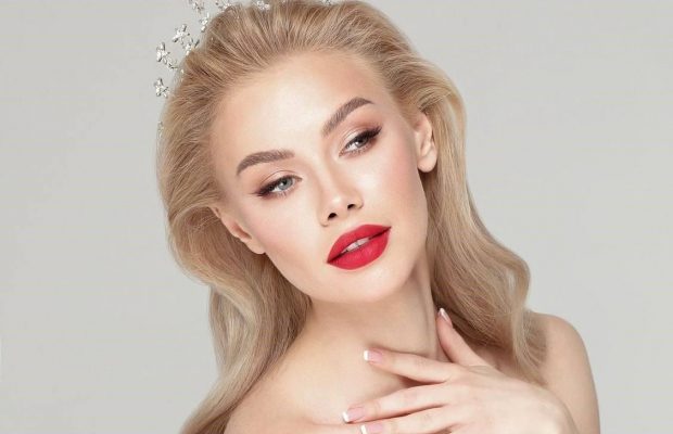 "Міс Україна Всесвіт" Вікторія Апанасенко вперше стала мамою (фото)