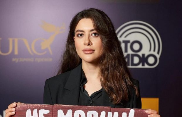 Раміна Есхакзай поїхала з коханим-воїном за кордон та показала фото з відпочинку