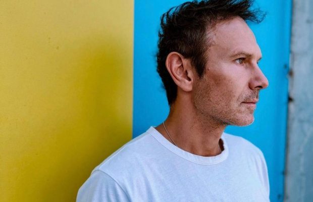 "Две украинские легенды": Святослав Вакарчук спел с Андреем Шевченко (видео)