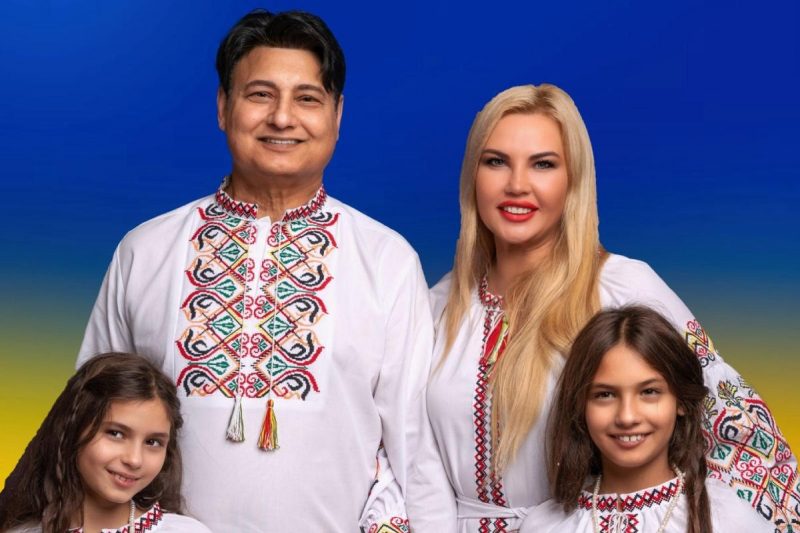 Камалия бросила мужа, потому что он выбрал не ее, а дочь / Скриншот Instagram Камалия бросила мужа, потому что он выбрал не ее, а дочь / Скриншот Instagram