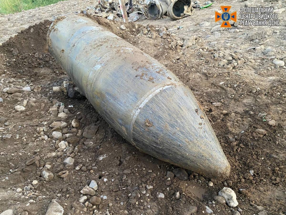 На Львівщині знайшли бойові частини 'Кинжала' і Х-101 (фото) На Львівщині знайшли бойові частини 'Кинжала' і Х-101 (фото)