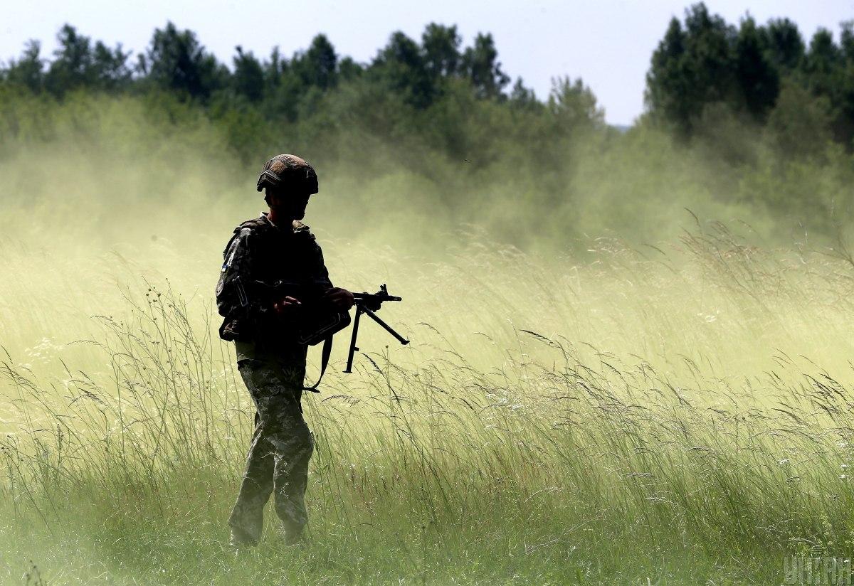США заставляют Украину воевать со связанными руками / фото УНИАН США заставляют Украину воевать со связанными руками / фото УНИАН