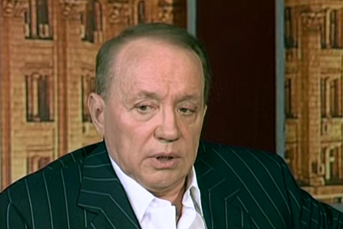 Александр Масляков вел КВН с 1964 года / кадр из видео Александр Масляков вел КВН с 1964 года / кадр из видео