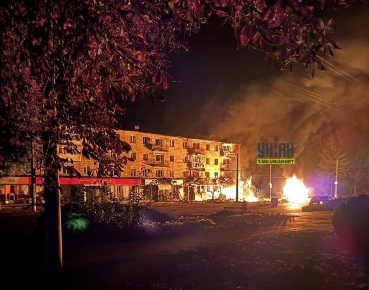 Россияне нанесли массированный удар по Конотопу / фото t.me/uniannet Россияне нанесли массированный удар по Конотопу / фото t.me/uniannet