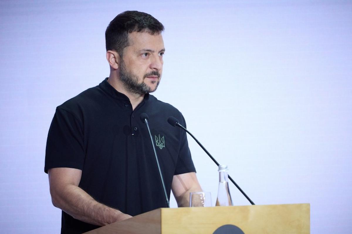 Зеленский о миротворцах в Украине: Есть позитивные сигналы от некоторых лидеров Зеленский о миротворцах в Украине: Есть позитивные сигналы от некоторых лидеров