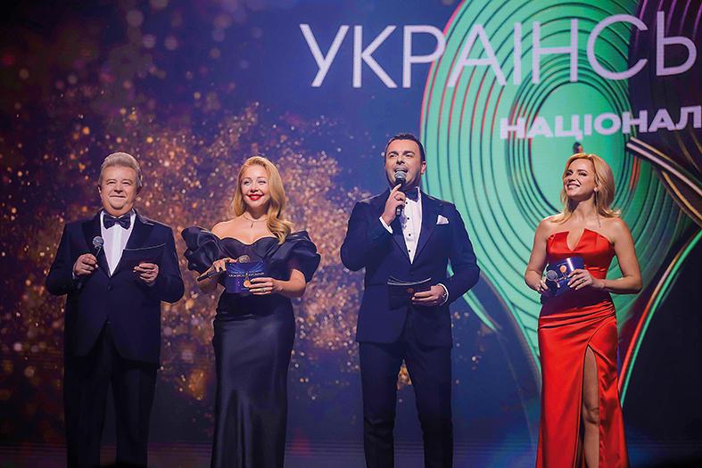 Національна музична премія «Українська пісня року-2021» / фото Інстаграм @poplavskiy_michail Національна музична премія «Українська пісня року-2021» / фото Інстаграм @poplavskiy_michail