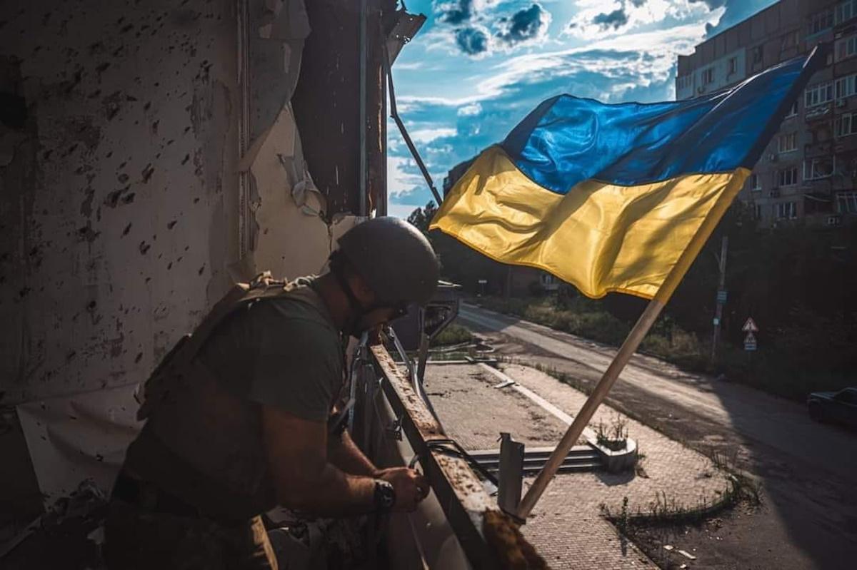 Продолжаются тяжелые бои на фронте / фото facebook.com/GeneralStaff.ua Продолжаются тяжелые бои на фронте / фото facebook.com/GeneralStaff.ua