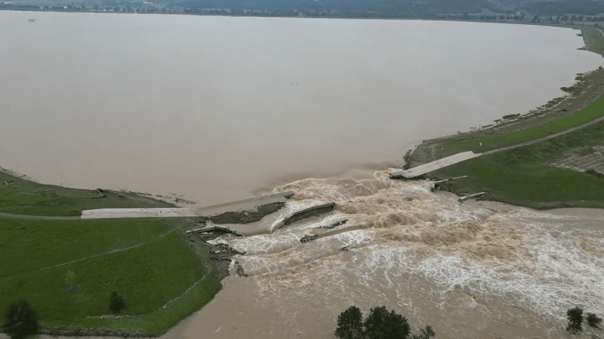 The Polish government also allocated a billion zlotys to help regions fight floods / screenshot from the video