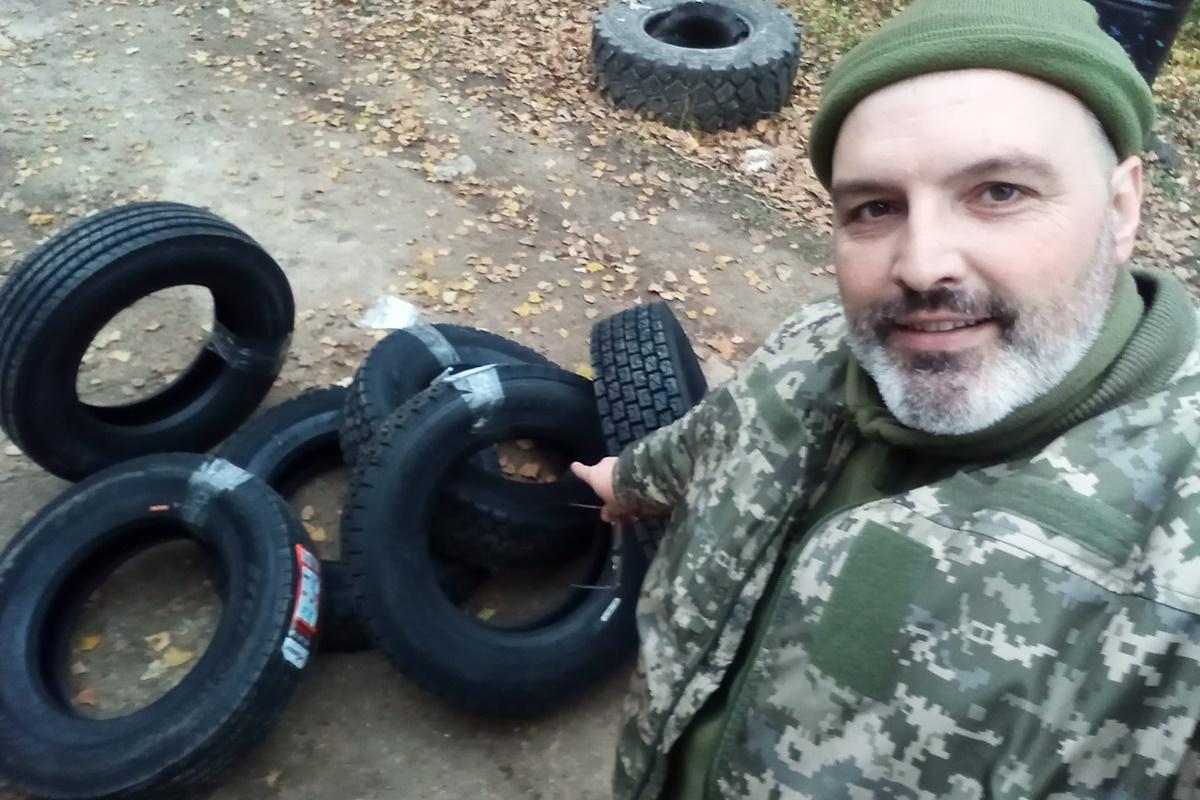 Головний сержант Центру рекрутингу сил тероборони Денис Семирог-Орлик / фото facebook.com/denis.sibenhorn Головний сержант Центру рекрутингу сил тероборони Денис Семирог-Орлик / фото facebook.com/denis.sibenhorn