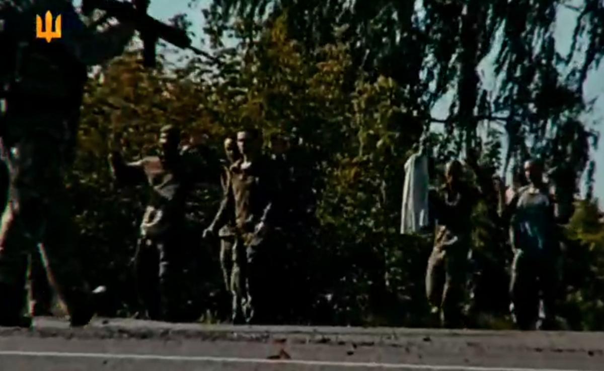 Russians surrender to the Armed Forces in the Kursk region / screenshot