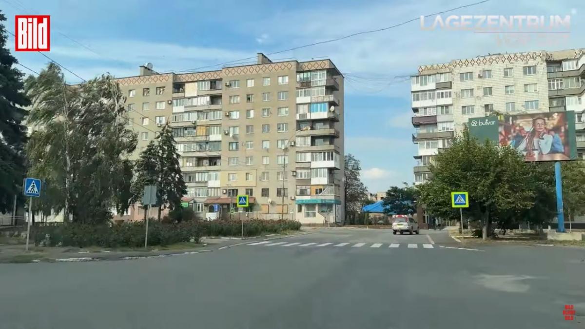 В городе "обманчиво спокойно", отмечает журналист/ скриншот из видео BILD В городе "обманчиво спокойно", отмечает журналист/ скриншот из видео BILD