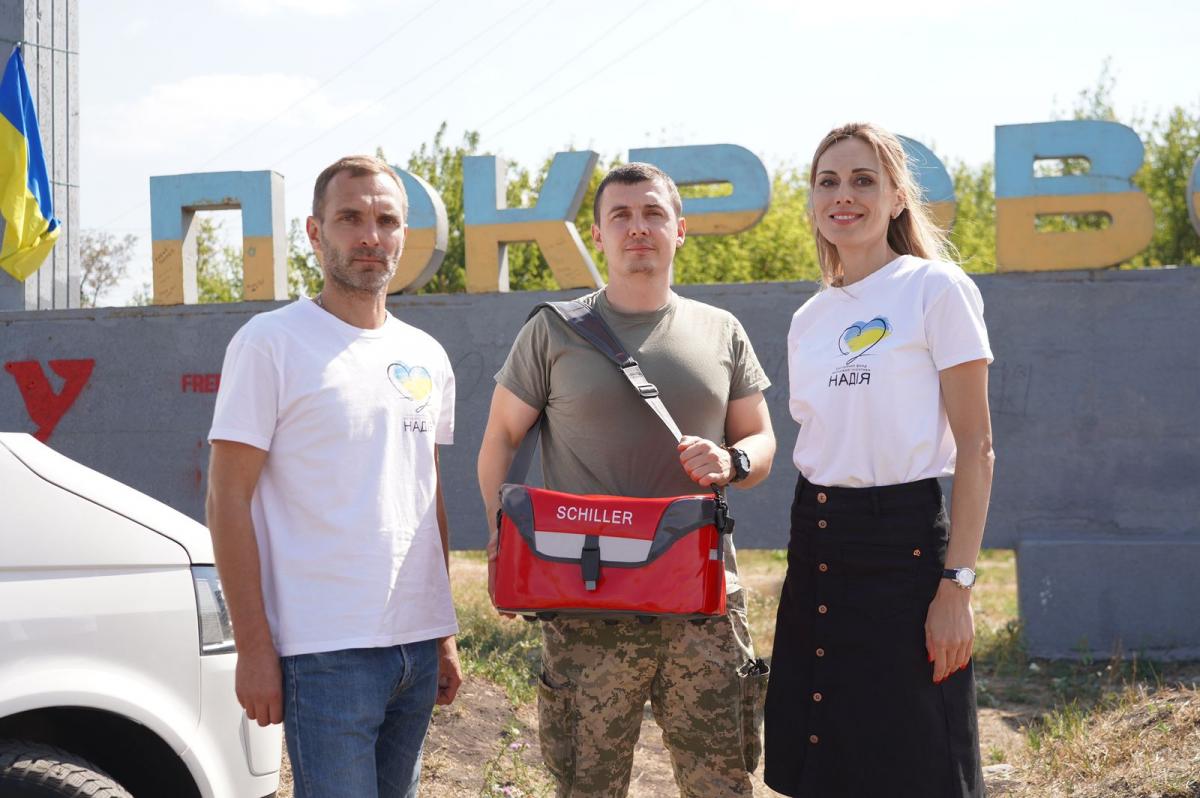 150 гуманітарних місій на передову: як Благодійний фонд 'Надія' допомагає військовим і медикам на фронті 150 гуманітарних місій на передову: як Благодійний фонд 'Надія' допомагає військовим і медикам на фронті