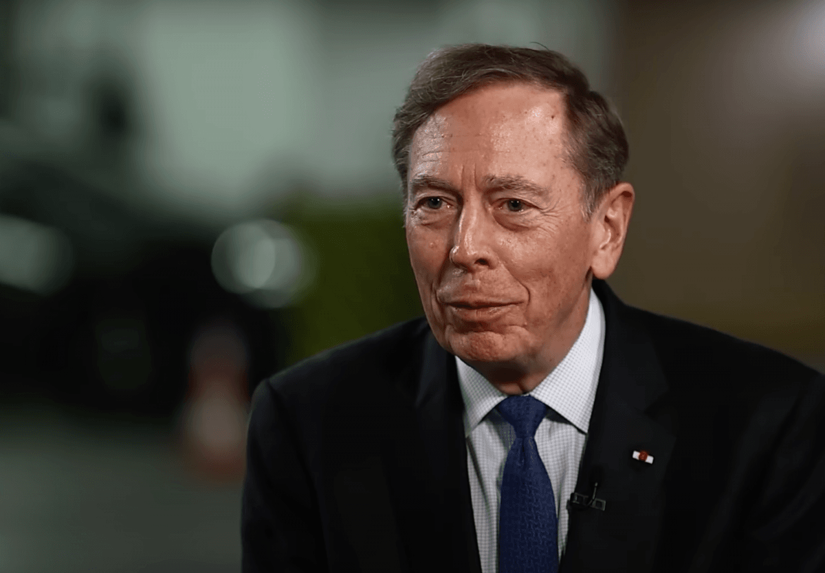 Россия не готова к компромиссам: экс-директор ЦРУ оценил шансы на соглашение по Украине