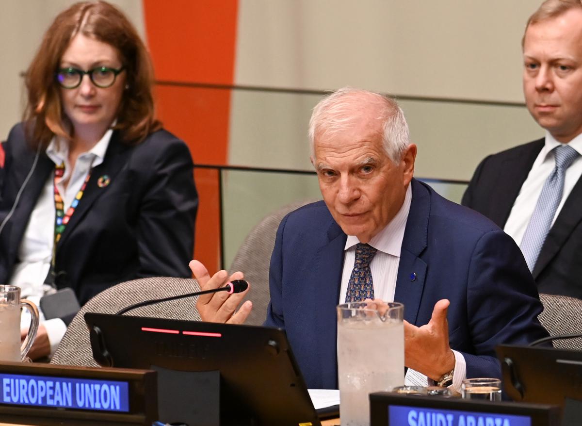 Високий представник ЄС наголосив, що Європа допомагає Україні в різних напрямках / фото European Union Високий представник ЄС наголосив, що Європа допомагає Україні в різних напрямках / фото European Union