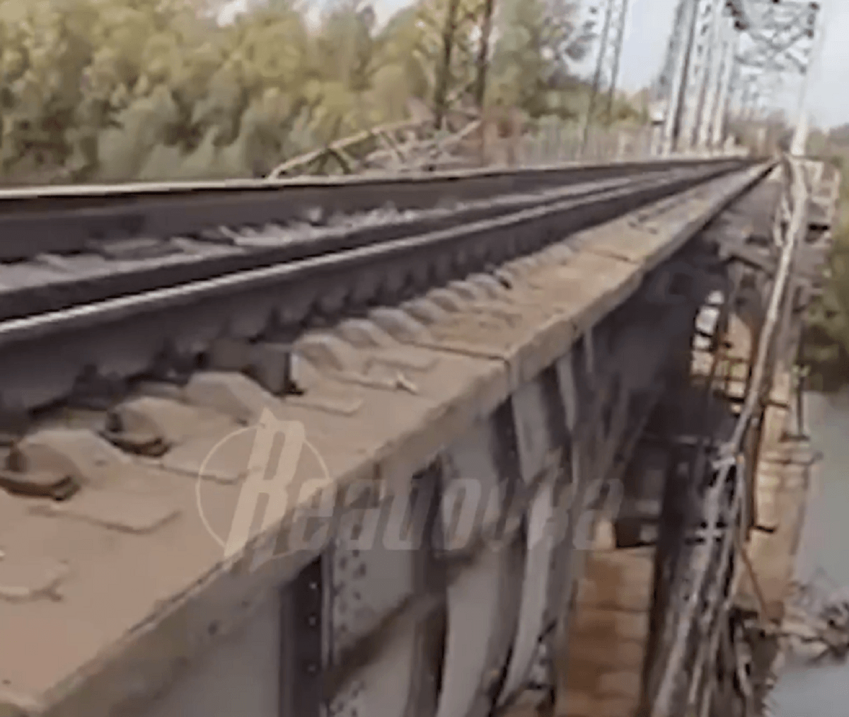 У Самарській області підірвали міст / скріншот із відео У Самарській області підірвали міст / скріншот із відео