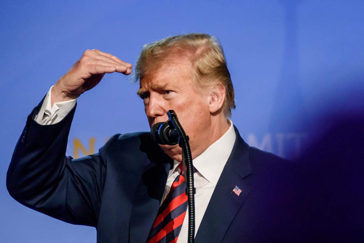 Трамп едет за границу впервые после выборов / фото ua.depositphotos.com Трамп едет за границу впервые после выборов / фото ua.depositphotos.com