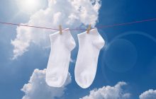 Как постирать носки, чтобы они снова стали идеально белыми: эксперт назвал простое средство