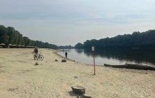 Пятно плывет в сторону Днепра: мэр Чернигова назвал виновных в загрязнении Десны