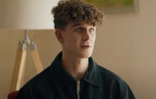 Известный блогер из Украины заявил, что мечтает о российском паспорте и готов служить в РФ