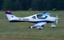 Переплутали з безпілотником: у Росії обстріляли легкомоторний літак (відео)