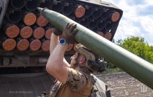 У союзников Украины не хватает денег, а поставки оружия под угрозой, - Bloomberg