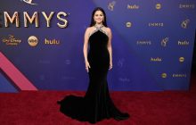 Селена Гомес прямо со сцены высмеяла Трампа, который оскорбил ее подругу Тейлор Свифт