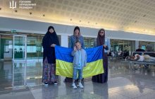 Украина эвакуировала четырех граждан Сирии, среди них есть ребенок