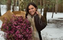 Відома акторка вперше за довгий час показала нареченого та привітала його зі святом