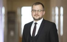 "Благотворительный проект Руслана Шостака - единственный пример частного финансирования пребывания детей за рубежом", - нардеп Боблях