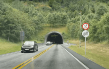Самый длинный тоннель в мире получает неоднозначные отзывы: у водителей есть одна жалоба (фото)
