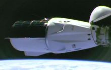 Корабль от SpaceX, который должен спасти "застрявших" астронавтов, прибыл на МКС